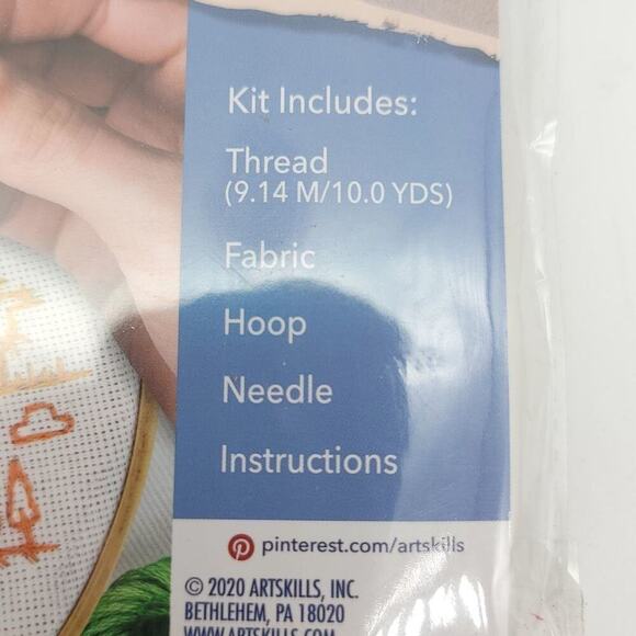 ArtSkills Crafter's Closet Rustic Embroidery Kit New In Package Christmas Gift - Picture 6 of 7